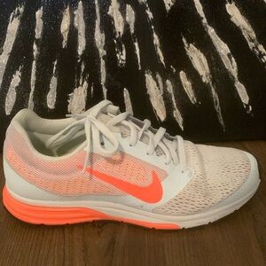 Nike Zoom Fly 2